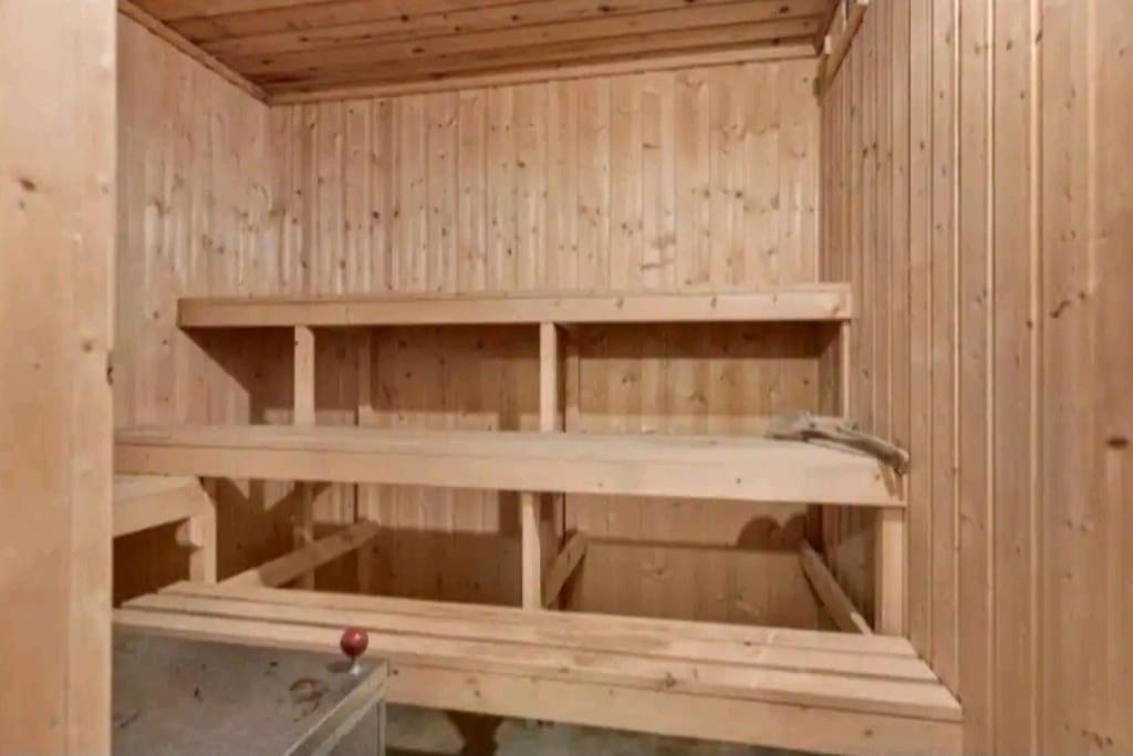 Privat Leilighet Pa Gard Med Badstue Og Nordlys Narvik Eksteriør bilde